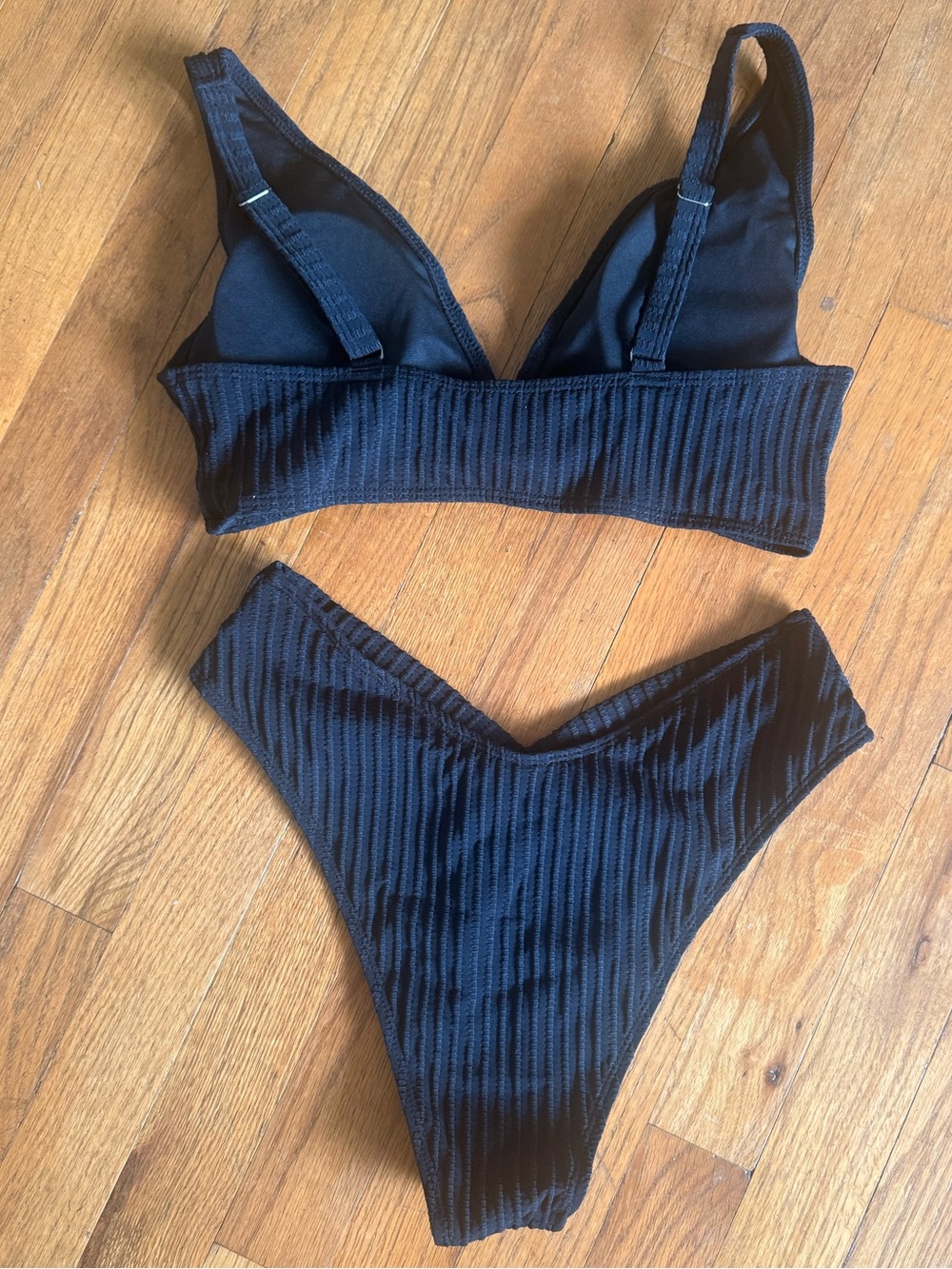 Black Ribbed Bikini Set - Picture 4 of 6